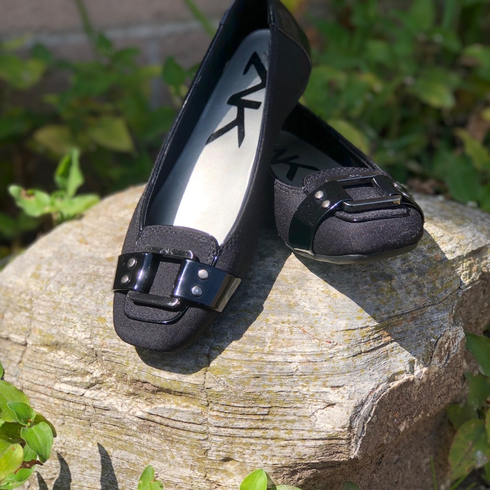 Black Ann Klein Dress Flats